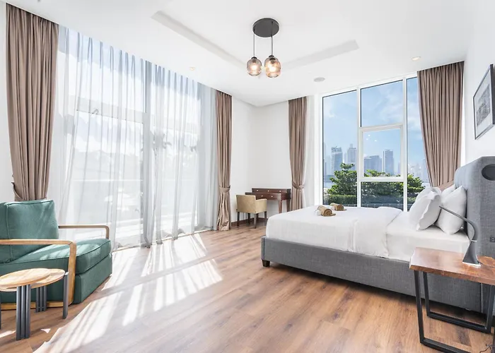 Palm Home Next To Nakheel Mall With Private Beach