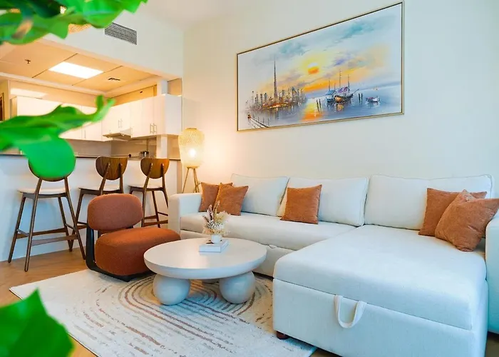 3Br Marina View Apartment In Jbr Close To Tram & Metro