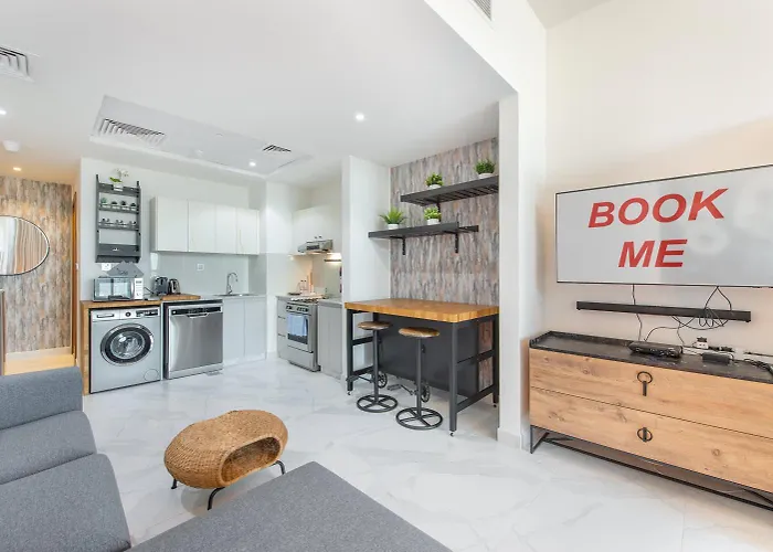 Spacious Studio For 4 In The Heart Of Business Bay