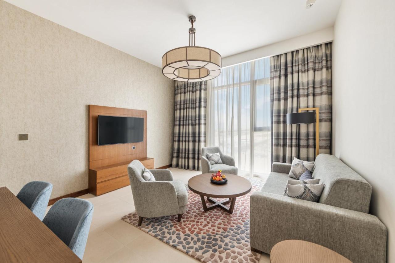 Staybridge Al-maktoum Airport By Ihg Aparthotel Dubai