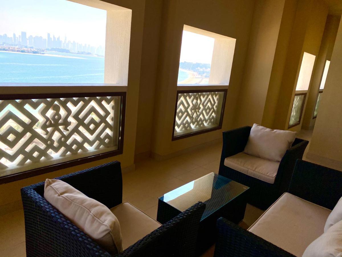 Spacious 4 Bd With Amazing Sea View Apartment *