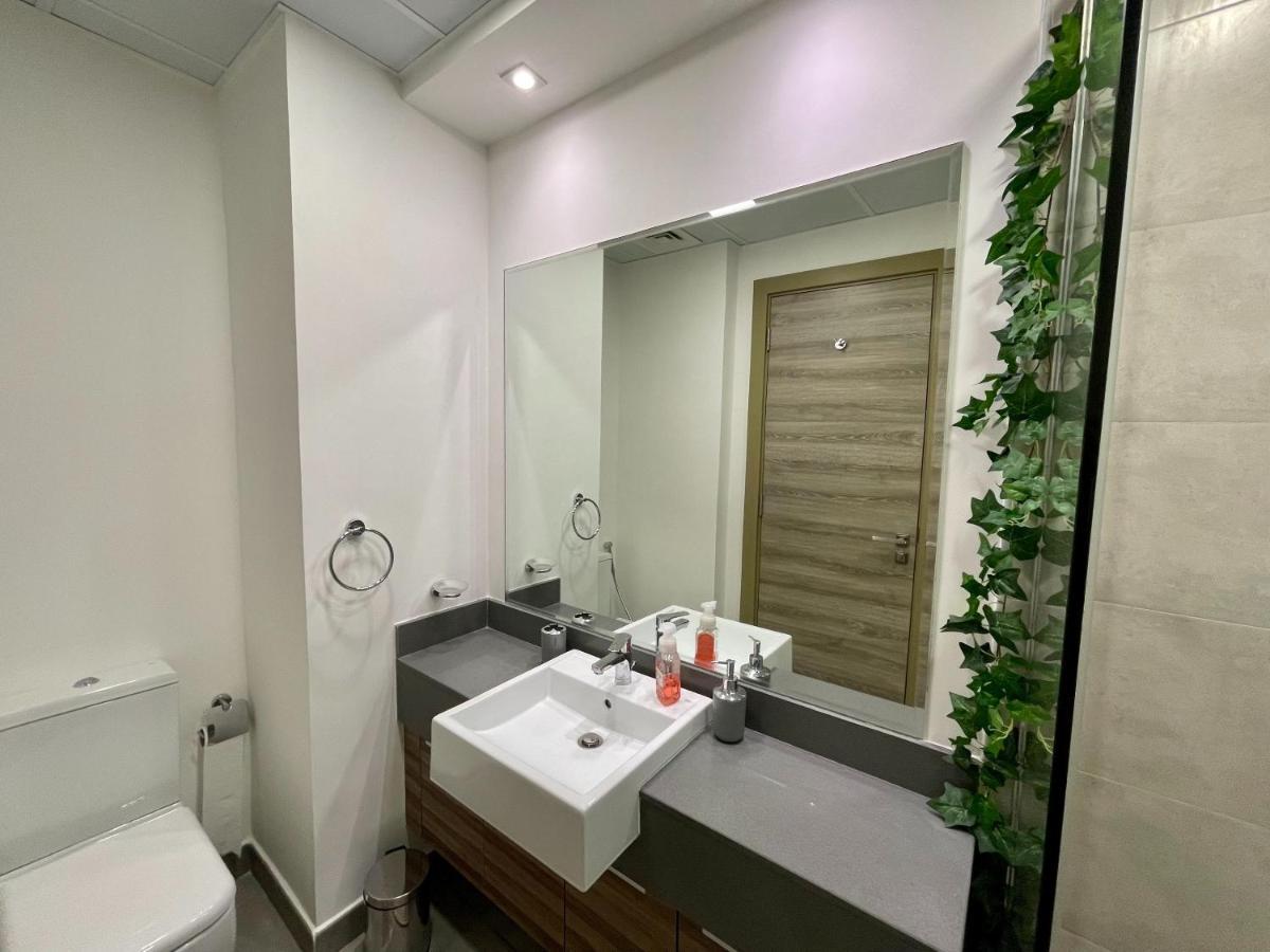 Spacious & Cute Studio With Balcony