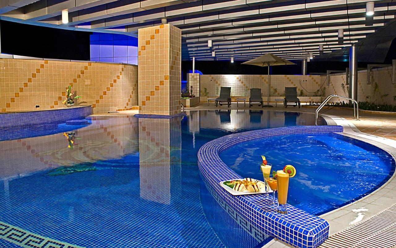 Seasons 4* Dubai