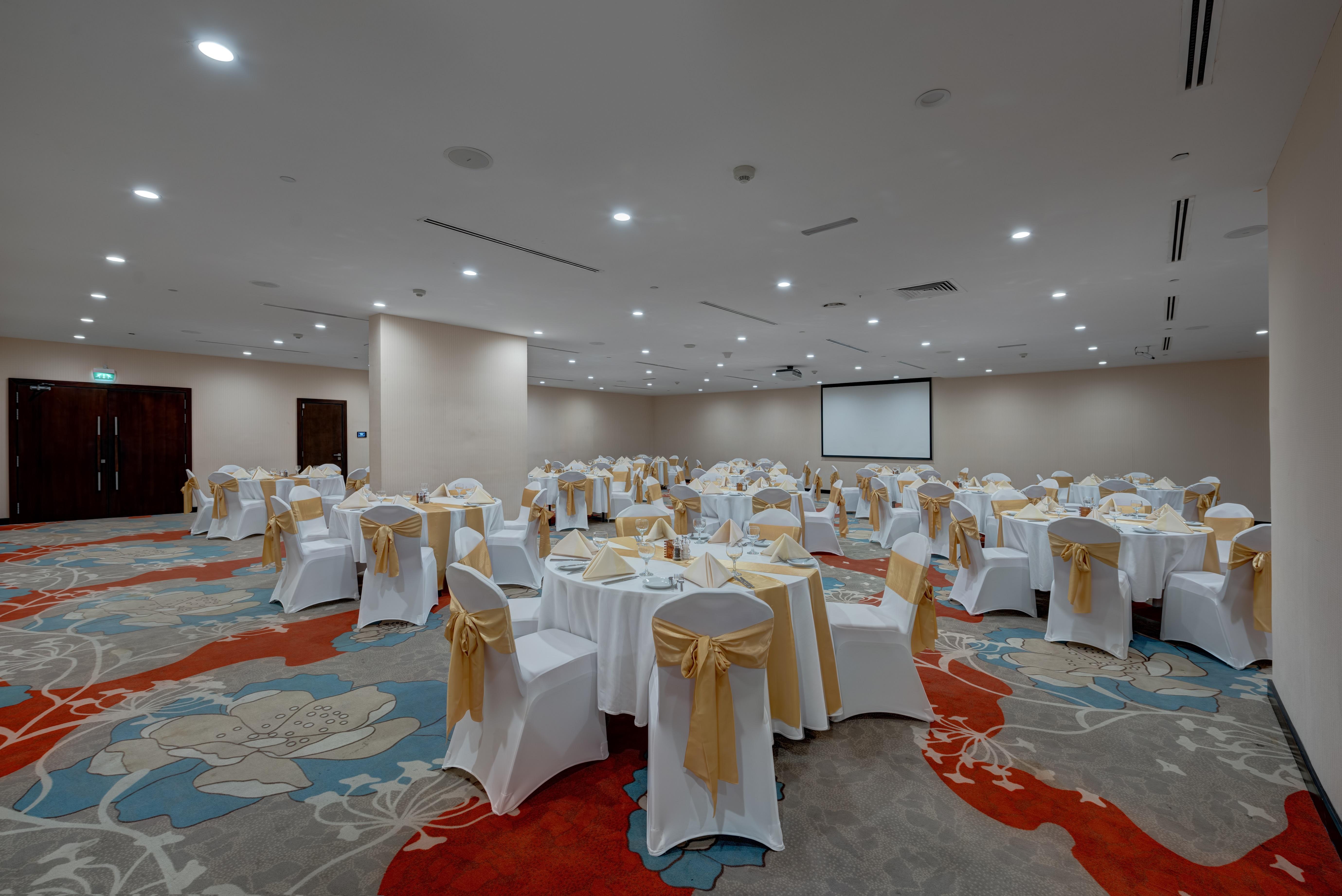 Vintage Grand - Formerly Ghaya Grand Aparthotel Dubai