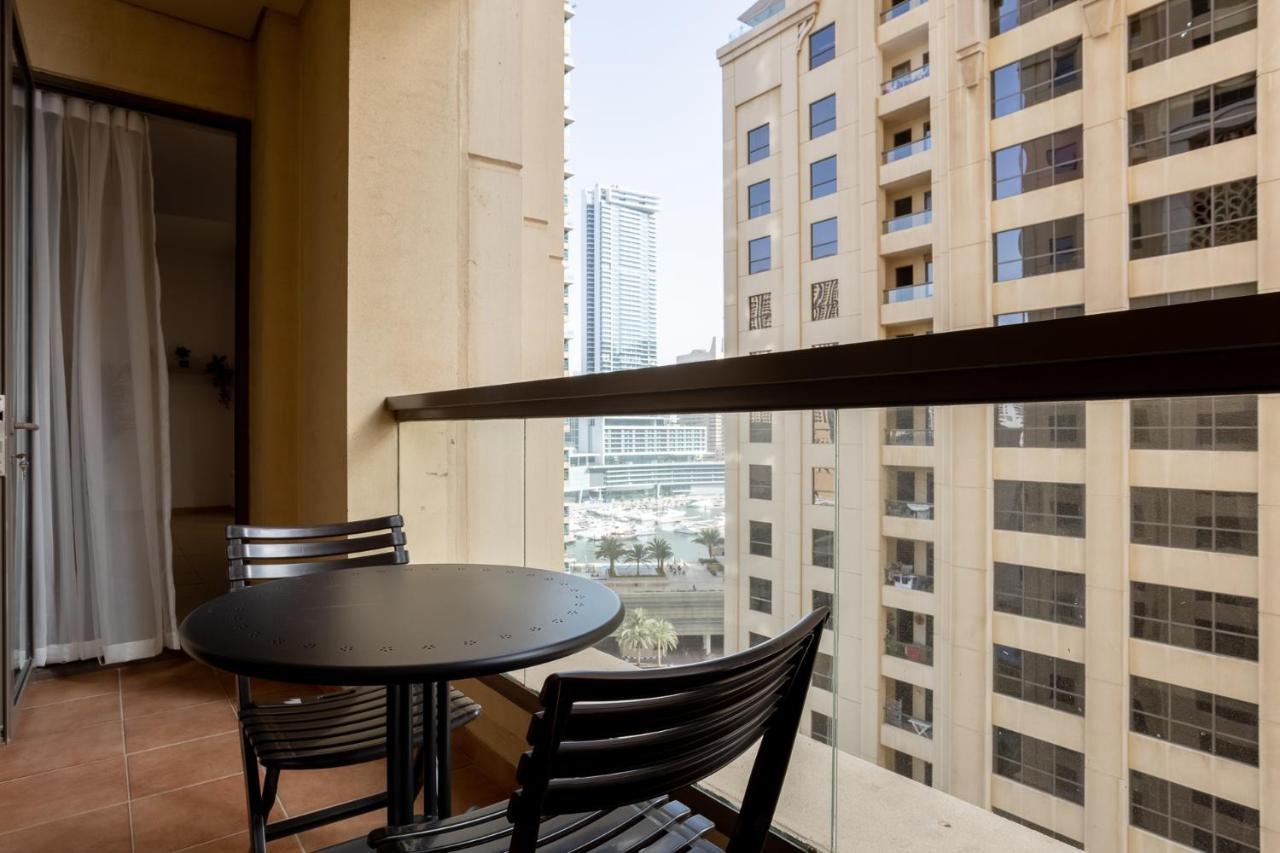 Lovely 2 Bedroom Near The Beach * Dubai