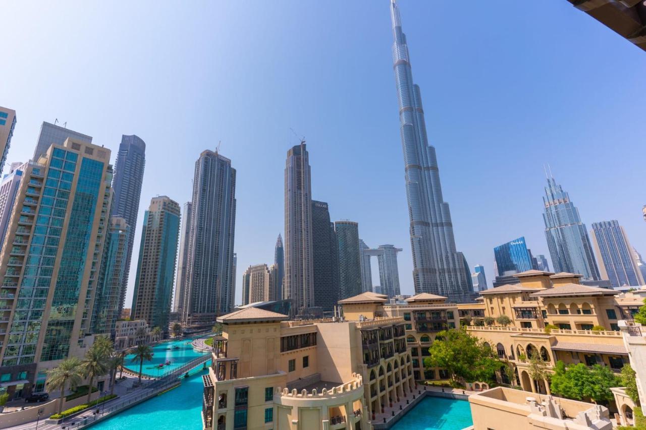 Luxfolio Retreats - Brand New - Full Burj View Apartment *