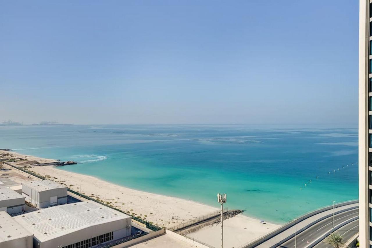 5242 Tower 2 - Light One Bedroom Apartment *
