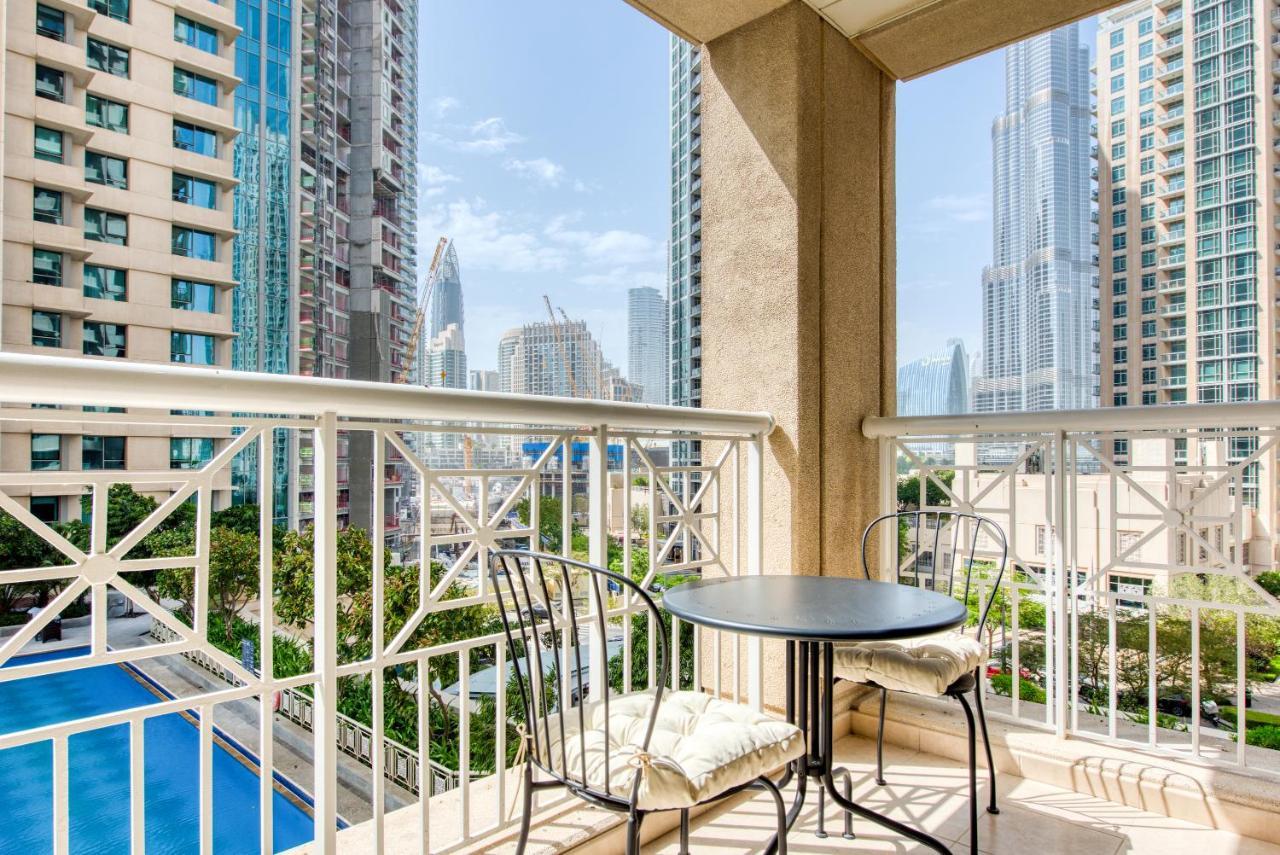 Maison Privee - Radiant Urban Retreat With Iconic Burj Khalifa Vws * Dubai