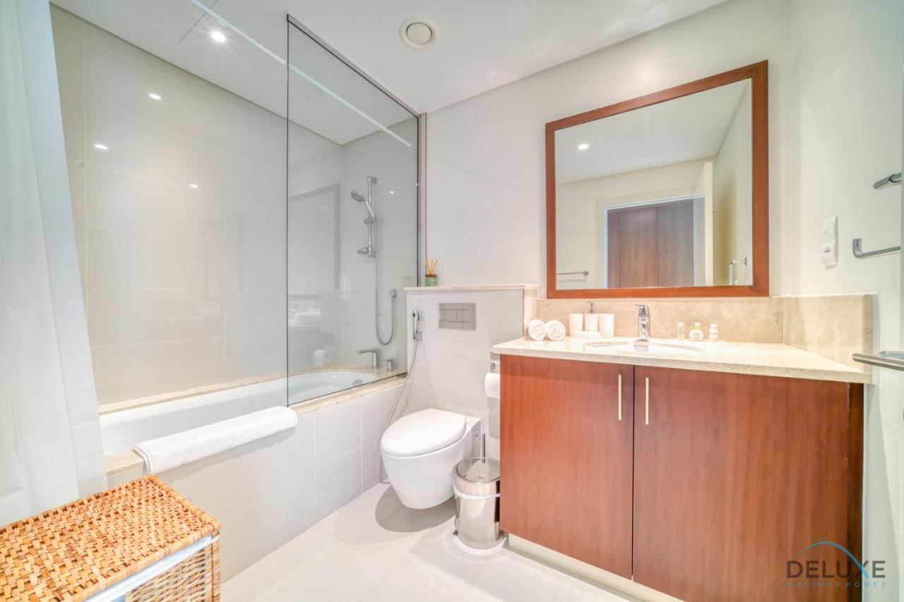 Apartment Sparkling 2br At Boulevard Crescent Tower 1 Downtown By Deluxe Homes