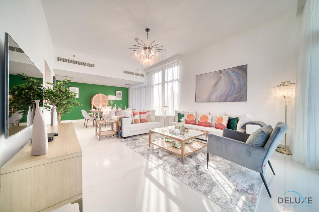 Sparkling 2br At Boulevard Crescent Tower 1 Downtown By Deluxe Homes