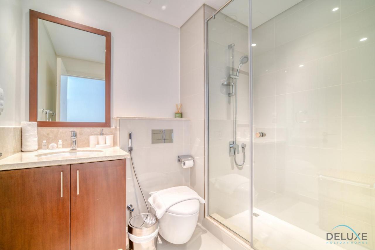 Sparkling 2br At Boulevard Crescent Tower 1 Downtown By Deluxe Homes