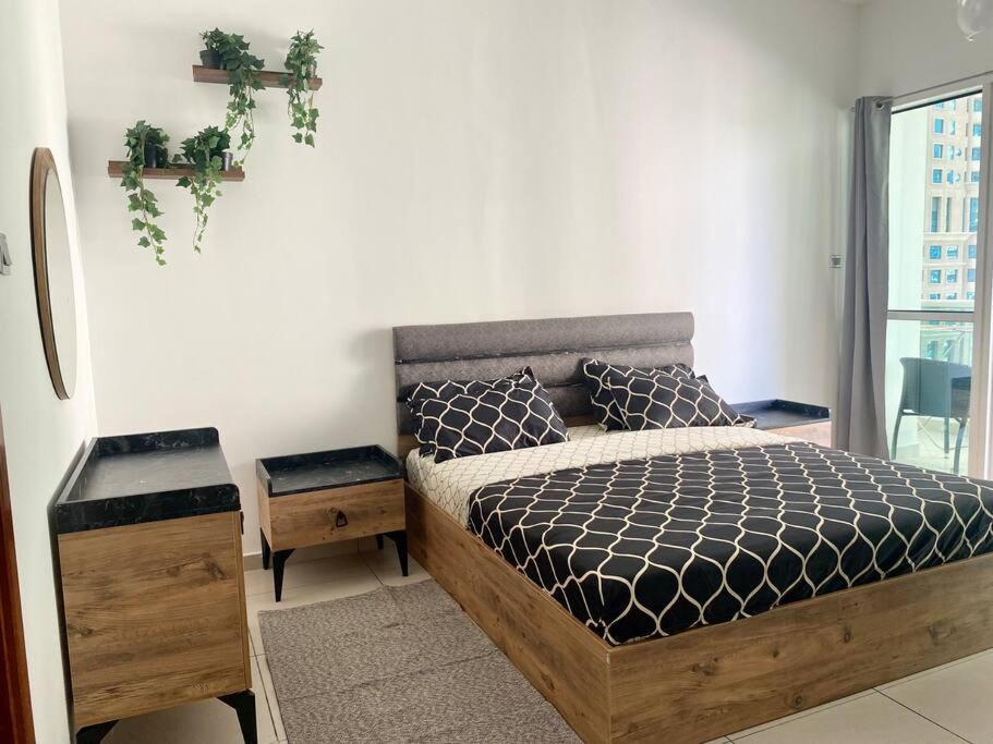 Lovely Marina Apartment *