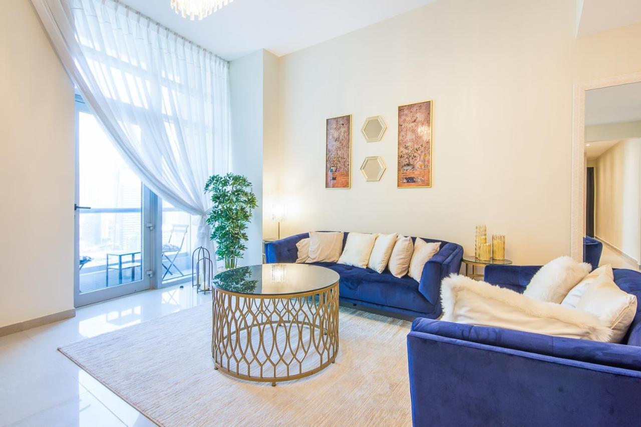 Stunning Marina View - 2br High Floor Apartment *