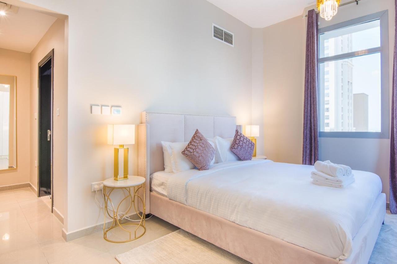 Stunning Marina View - 2br High Floor