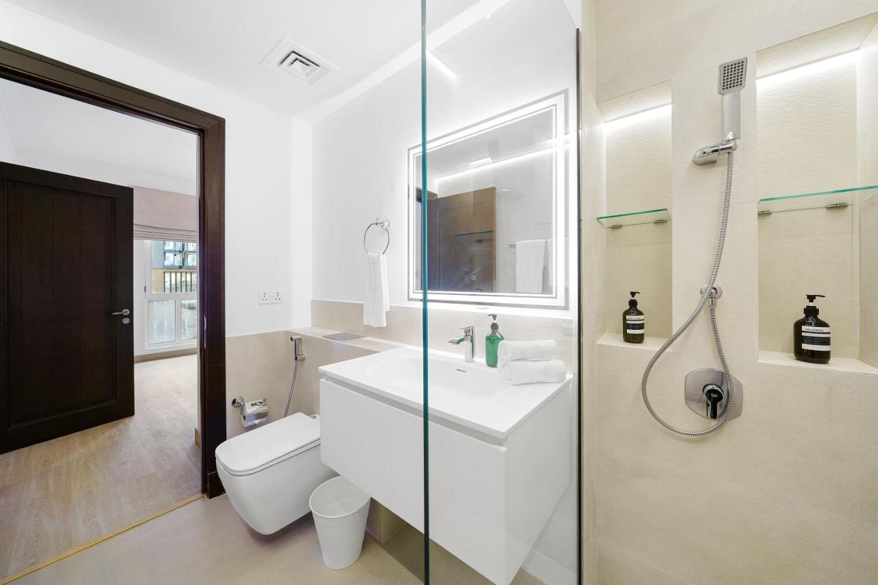 Classy Design 2br In Old Town W/ Burj Khalifa View * Dubai