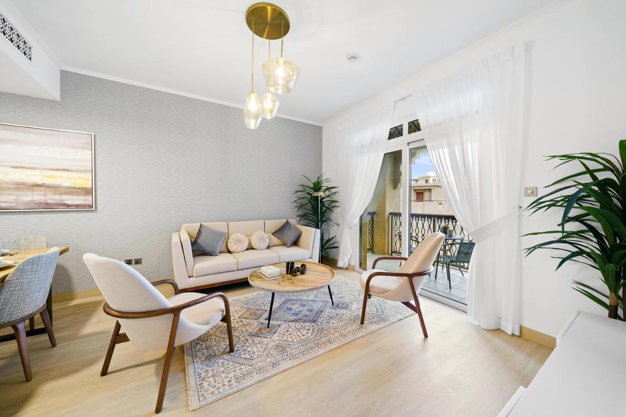 Classy Design 2br In Old Town W/ Burj Khalifa View