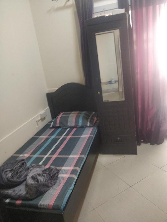 Apartment Furnished *