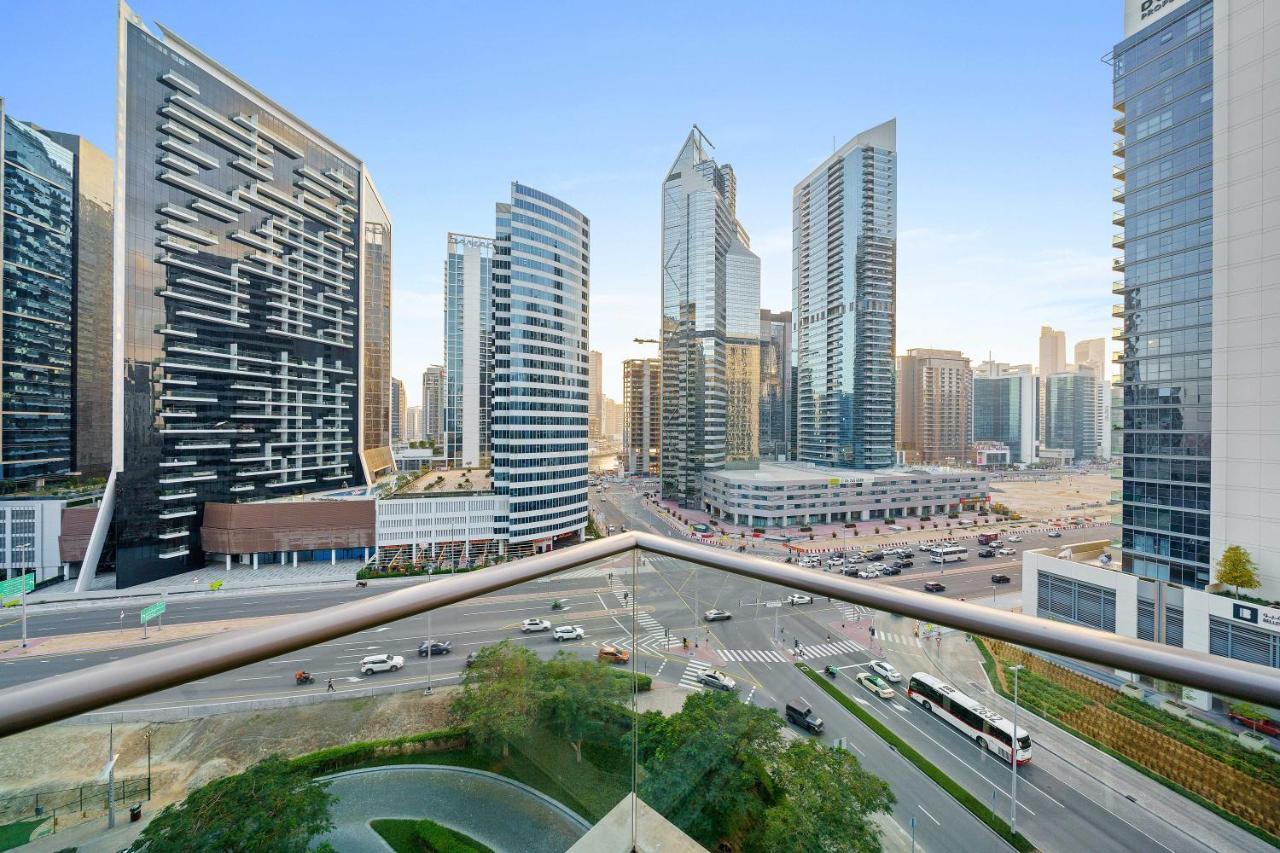Contemporary & Roomy 2br With Burj Khalifa View Apartment Dubai