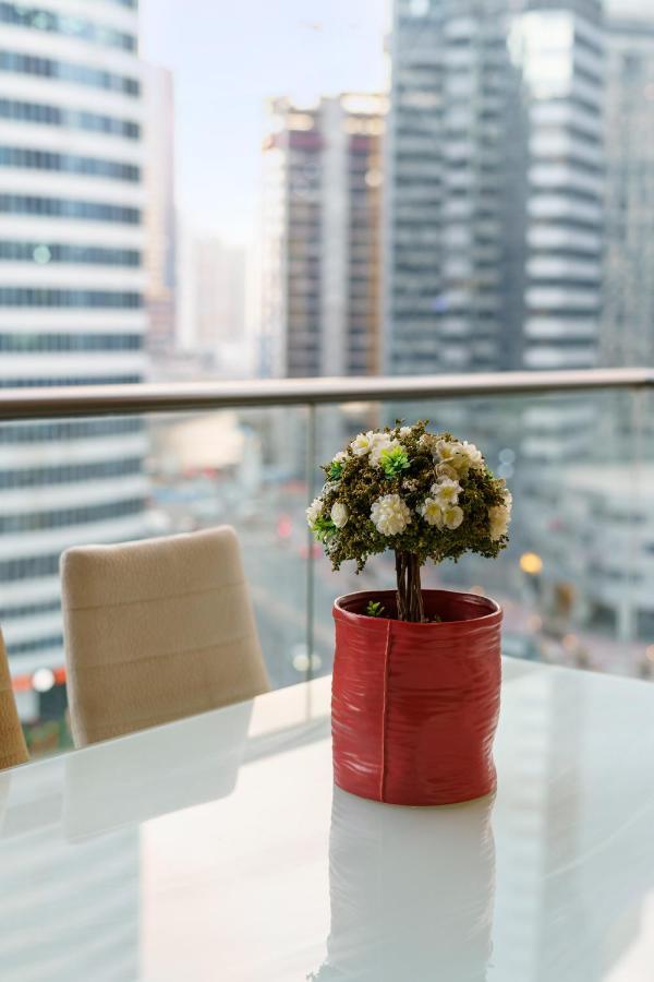 Contemporary & Roomy 2br With Burj Khalifa View *