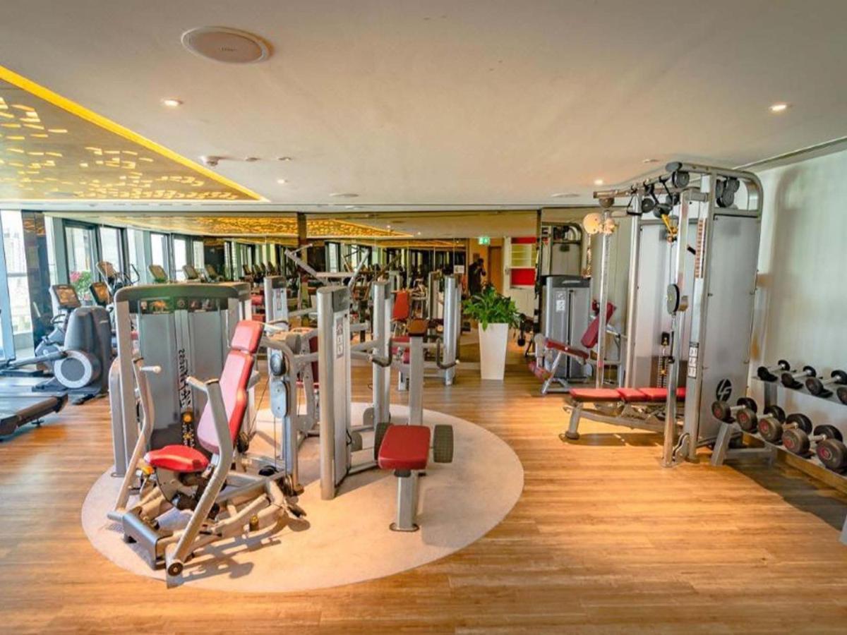Cosmos Living 1 Bedroom Paramount Hotels Apartment