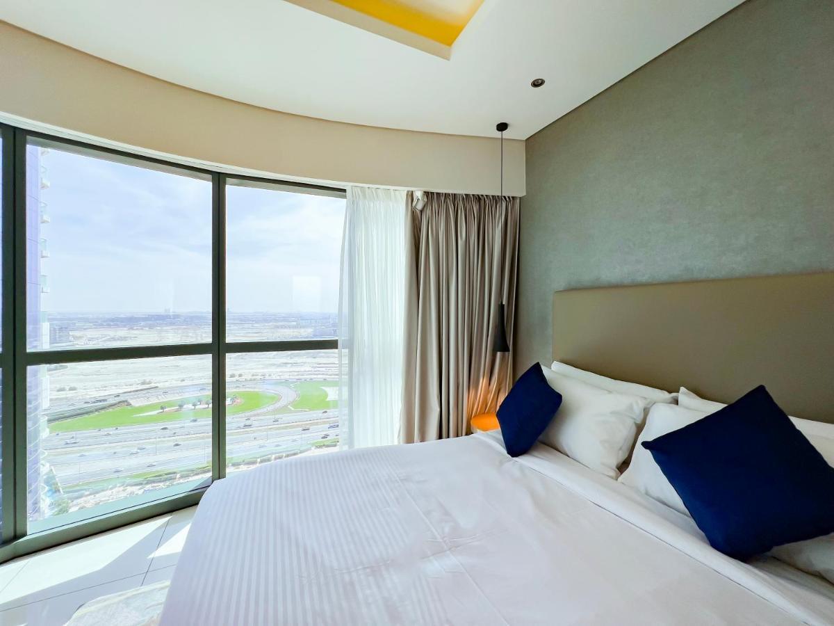 Luton - Damac Paramount Amazing 3br, Business Bay, - 26ab05