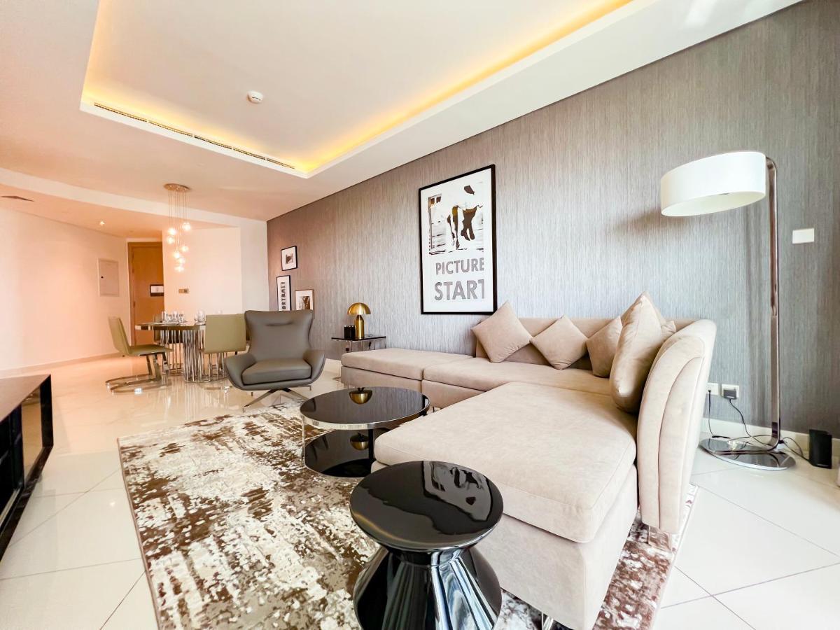 Luton - Damac Paramount Amazing 3br, Business Bay, - 26ab05 Dubai