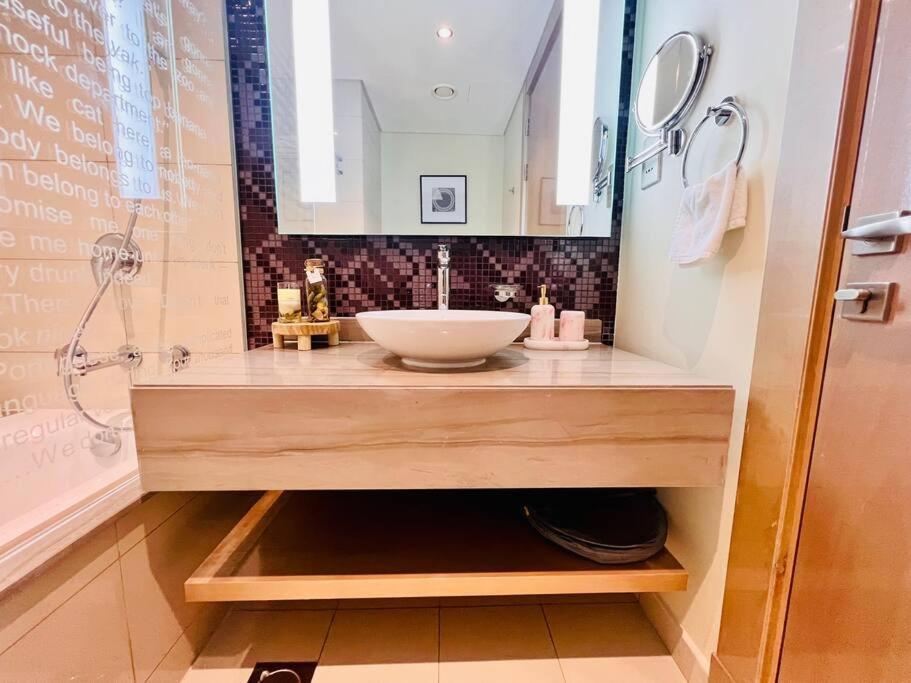 Luxury 2br In Paramount And Residences Apartment