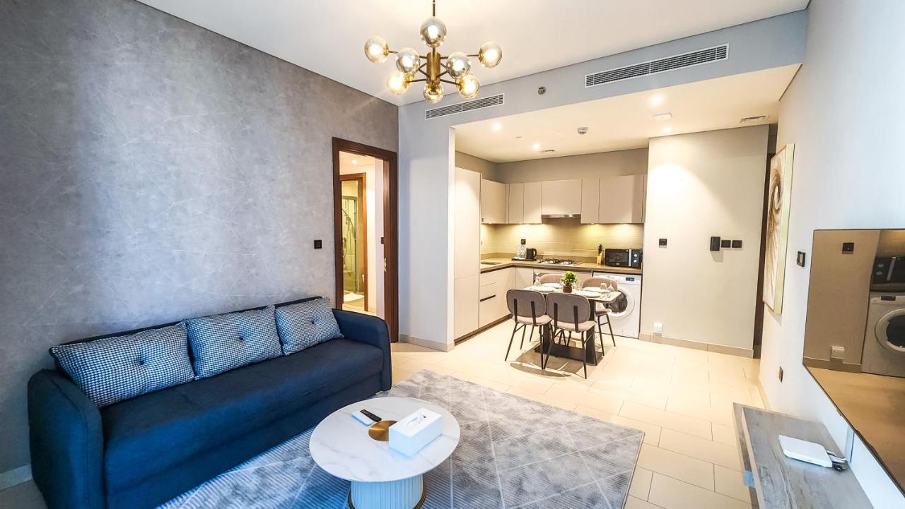 Apartment By Latinem Luxury 2br Cvr B1307 Near Burj Khalifa *