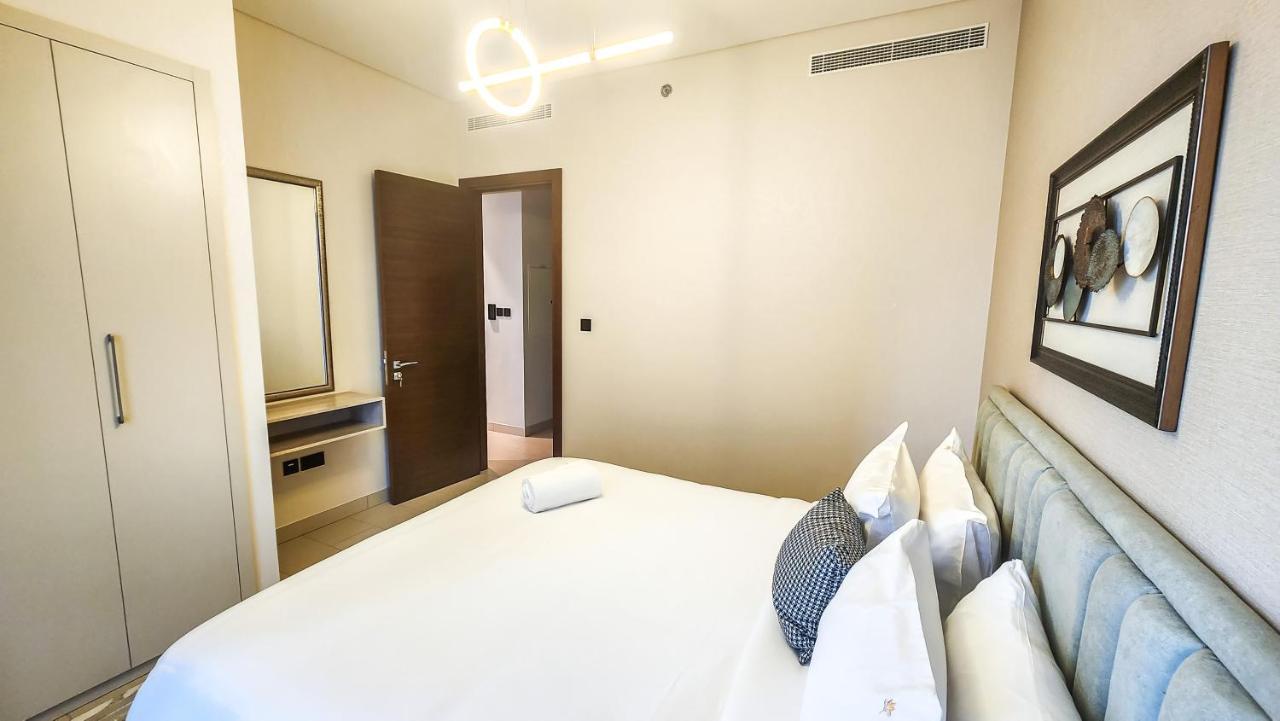 By Latinem Luxury 2br Cvr B1307 Near Burj Khalifa Apartment *