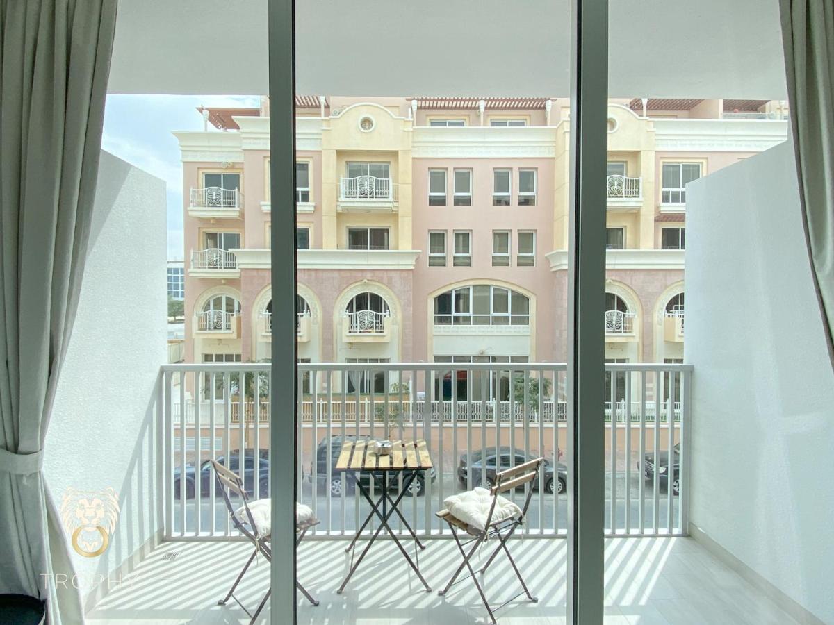Stylish In Jvc With Contemporary Apartment Dubai