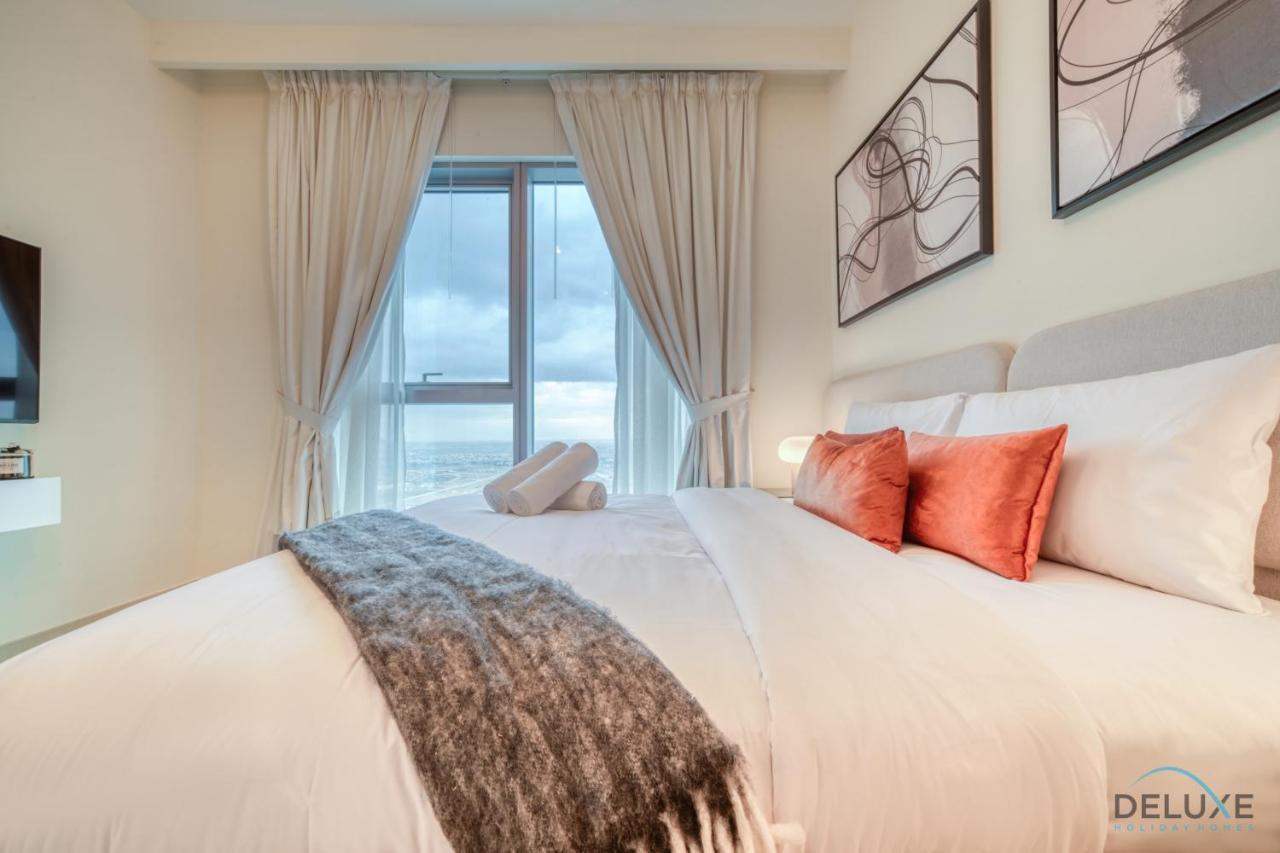 Alluring 1br At Harbour Views Tower 1 By Deluxe Homes *