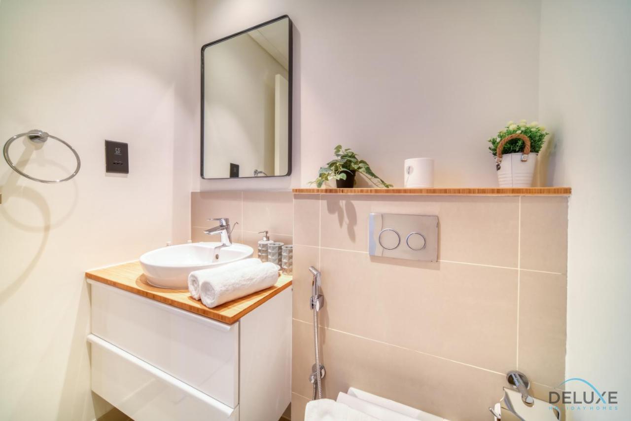 Jovial 1br At Collective Tower 2 Mohammed Bin Rashid By Deluxe Homes Apartment *