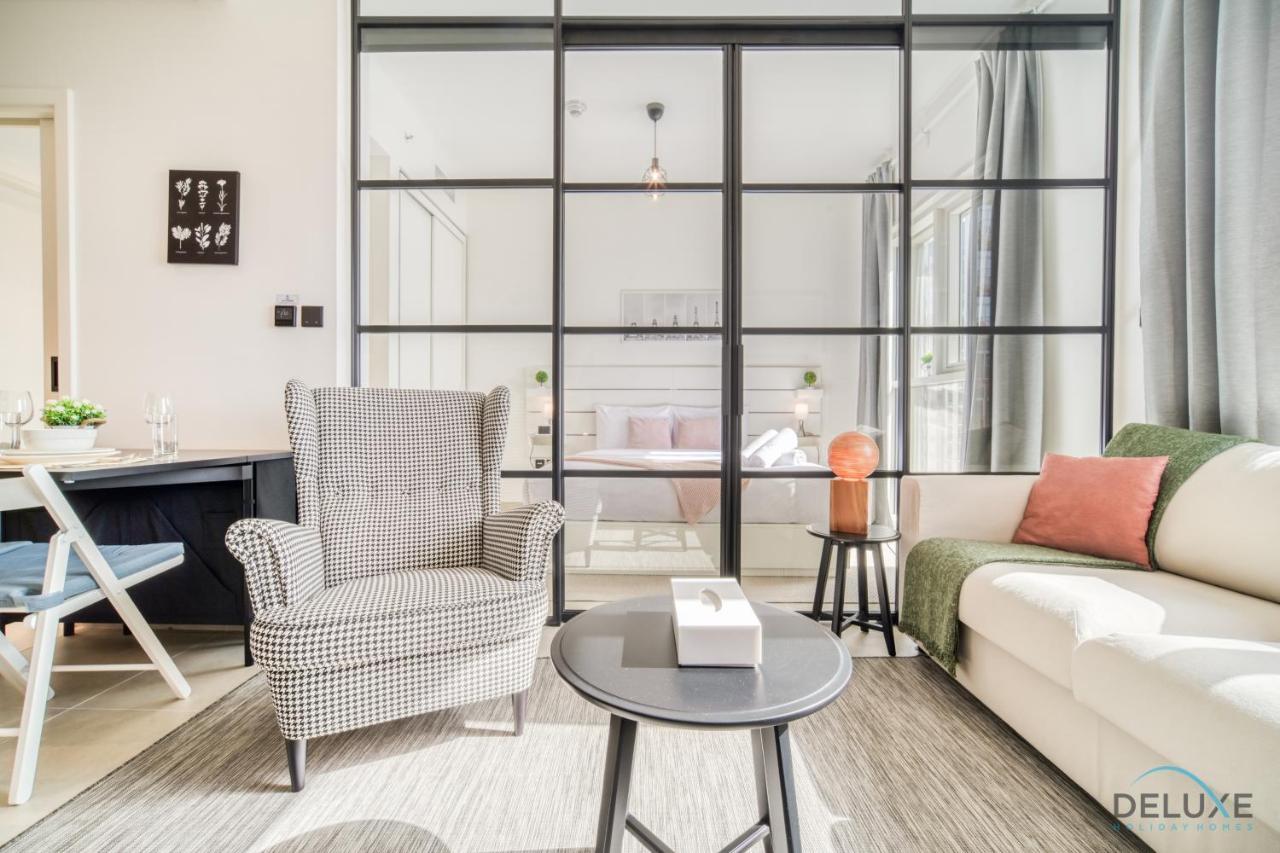 Jovial 1br At Collective Tower 2 Mohammed Bin Rashid By Deluxe Homes Apartment