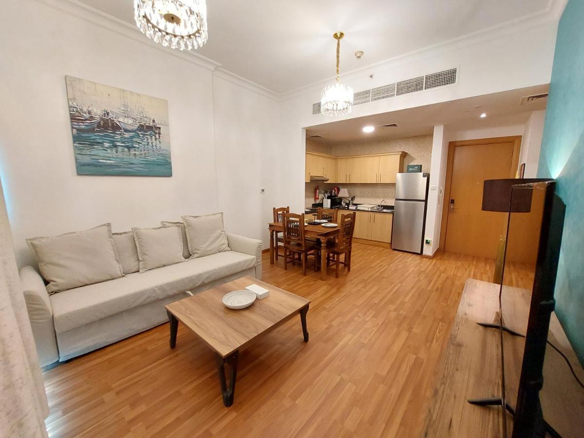 Bright And Luxury 1 Bedroom On Canal Dubai