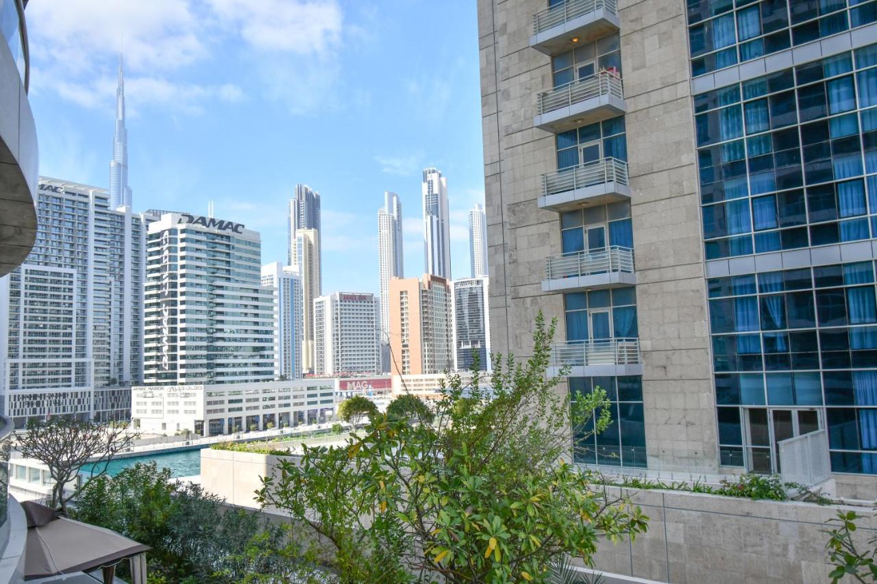 Scala Tower Chic With A Twist Apartment Dubai