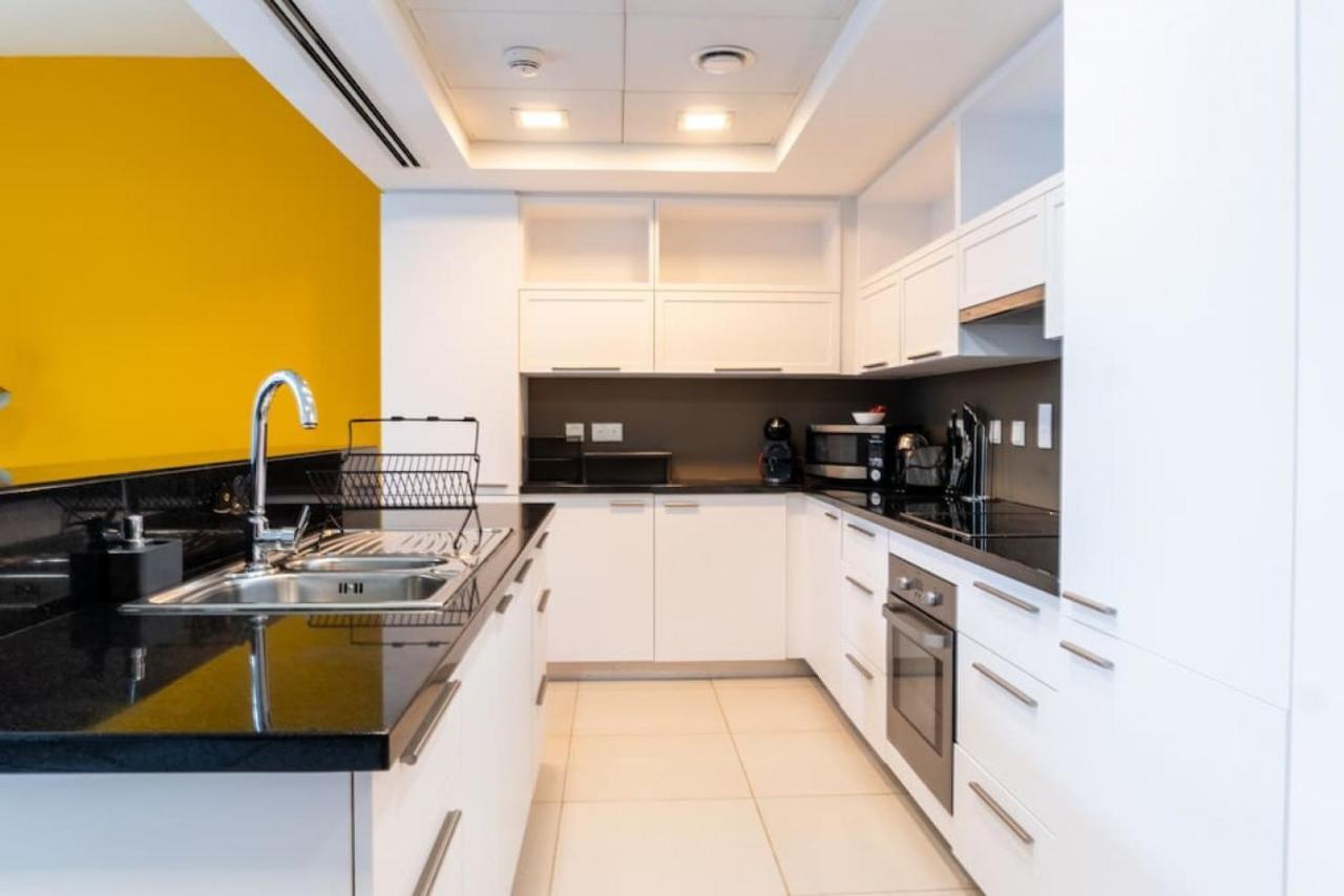 The Lofts, Downtown - Bright One Bedroom Dubai