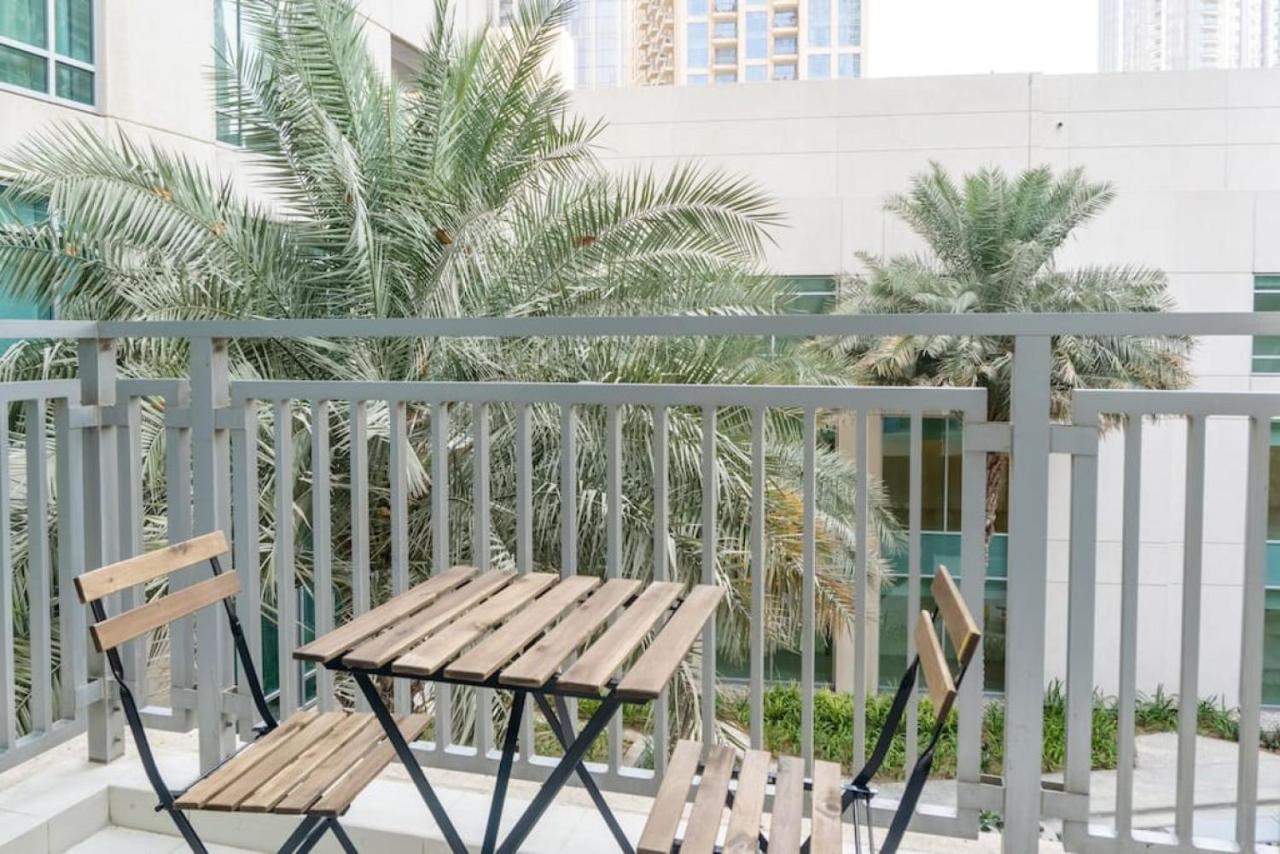 The Lofts, Downtown - Bright One Bedroom Dubai
