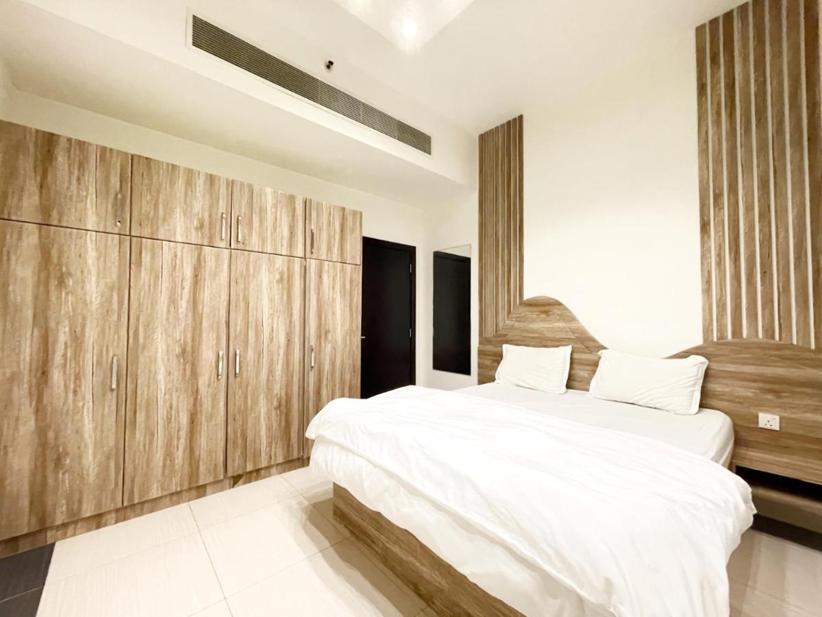 Zenith Smart - Zenith Tower A1 Apartment Dubai