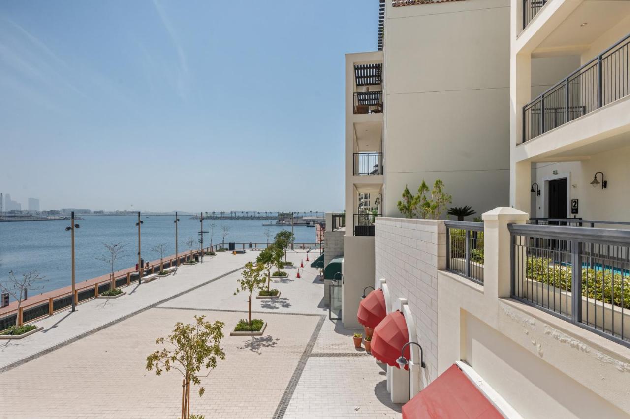 Apartment La Mer, La Cote Bldg 2bedrooms 2 Bathrooms And Pool Dubai