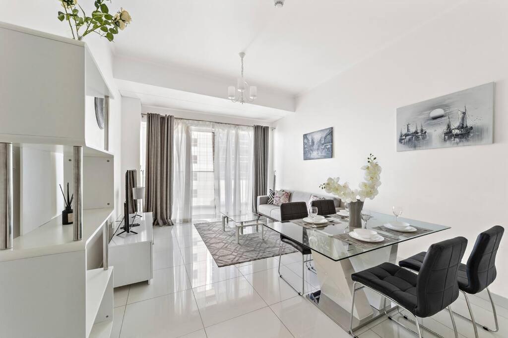 Apartment Stonetree - Damac Heights 1 Bedroom - Amazing Facilities *