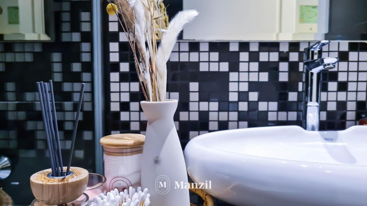 Manzil - Exquisite Near Downtown With Large Balcony And Canal *