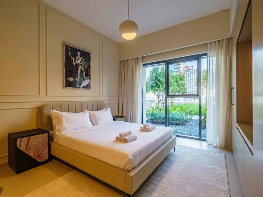 Sophisticated 2br In Unbeatable Downtown Location *