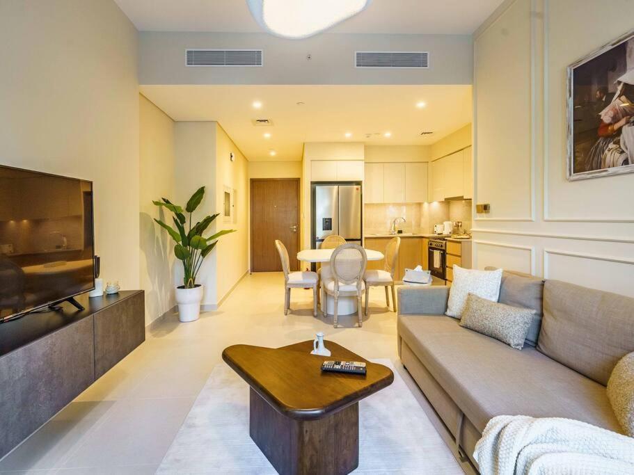 Sophisticated 2br In Unbeatable Downtown Location Dubai