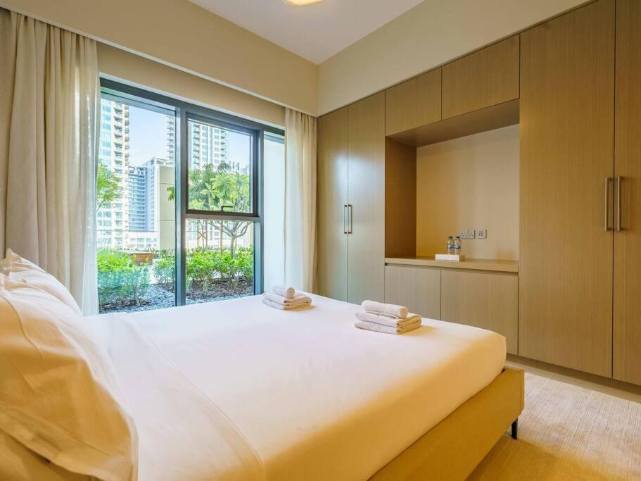 Sophisticated 2br In Unbeatable Downtown Location Dubai