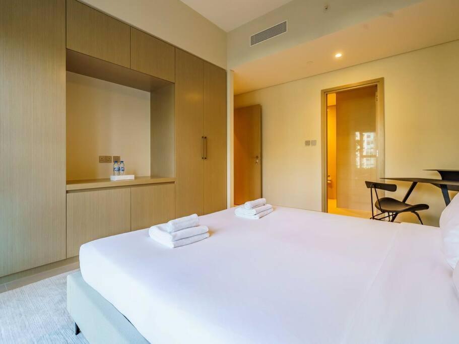 Sophisticated 2br In Unbeatable Downtown Location Apartment Dubai