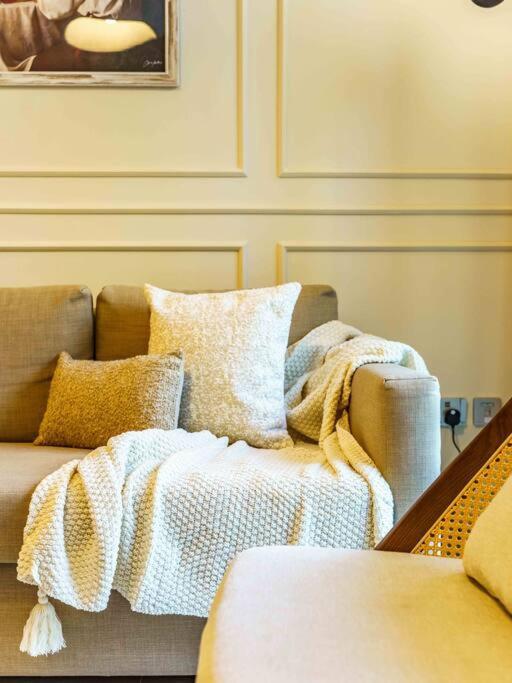 Apartment Sophisticated 2br In Unbeatable Downtown Location Dubai