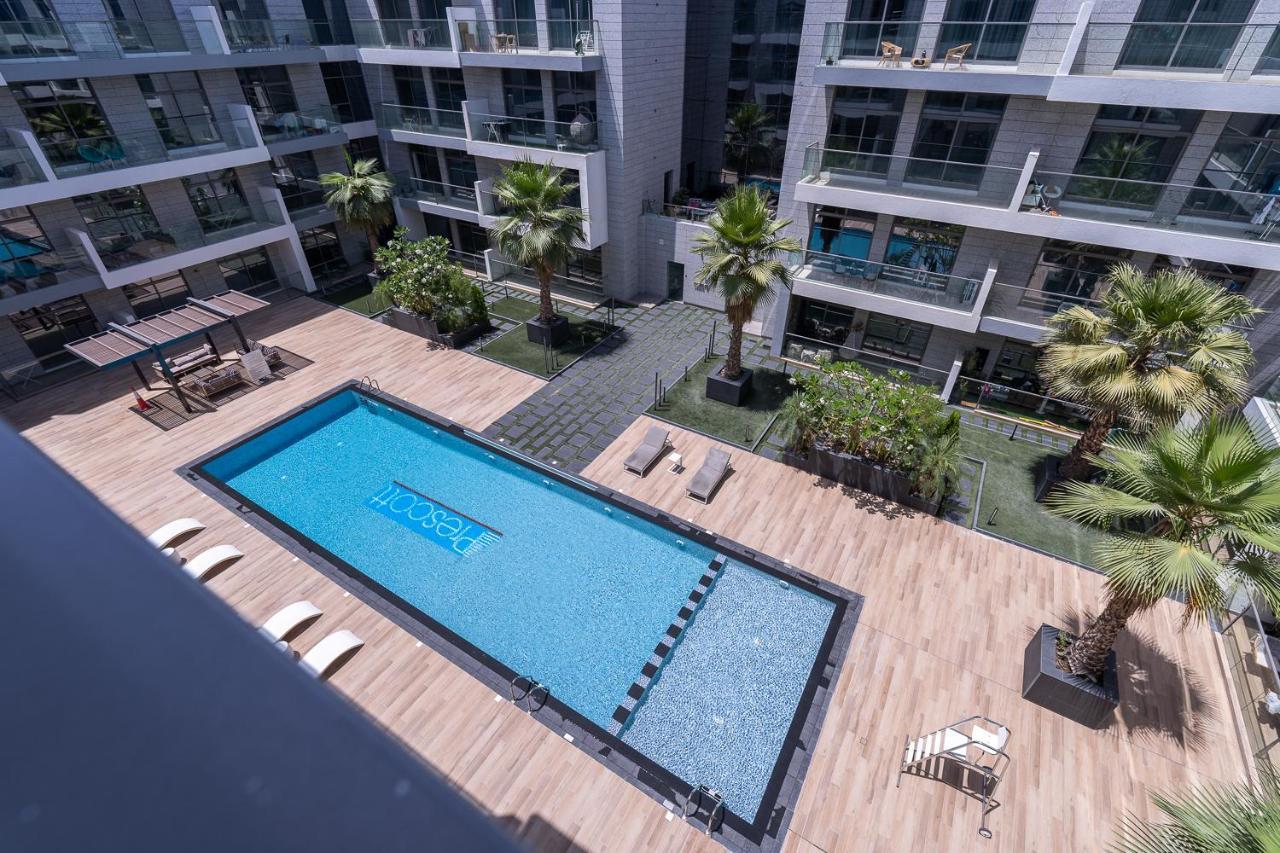 Tropical Oasis In Meydan By Suiteable Dubai