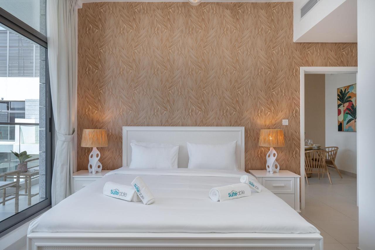 Apartment Tropical Oasis In Meydan By Suiteable