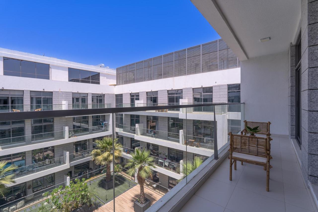 Apartment Tropical Oasis In Meydan By Suiteable Dubai