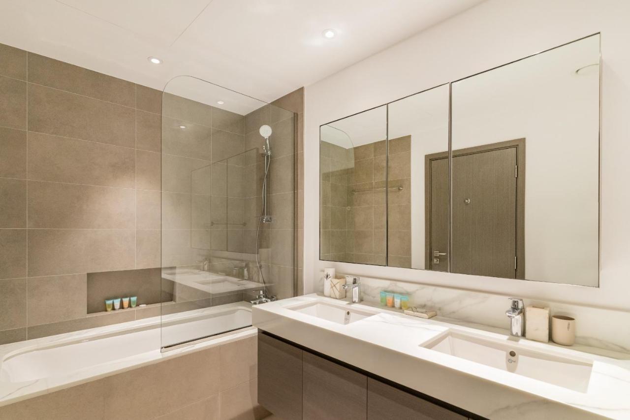 Apartment Spacious 2 Bedroom On High Floor In Creek Horizon - Allsopp&allsopp